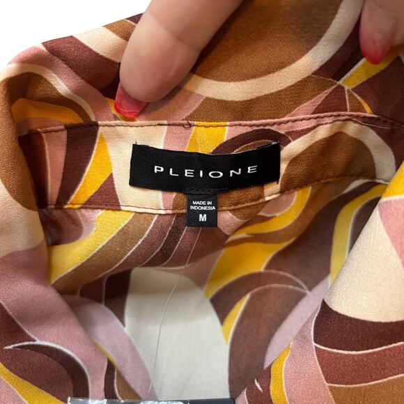 Pleione Retro Swirl Sleeveless Button Front Collared Blouse Medium - Picture 3 of 5